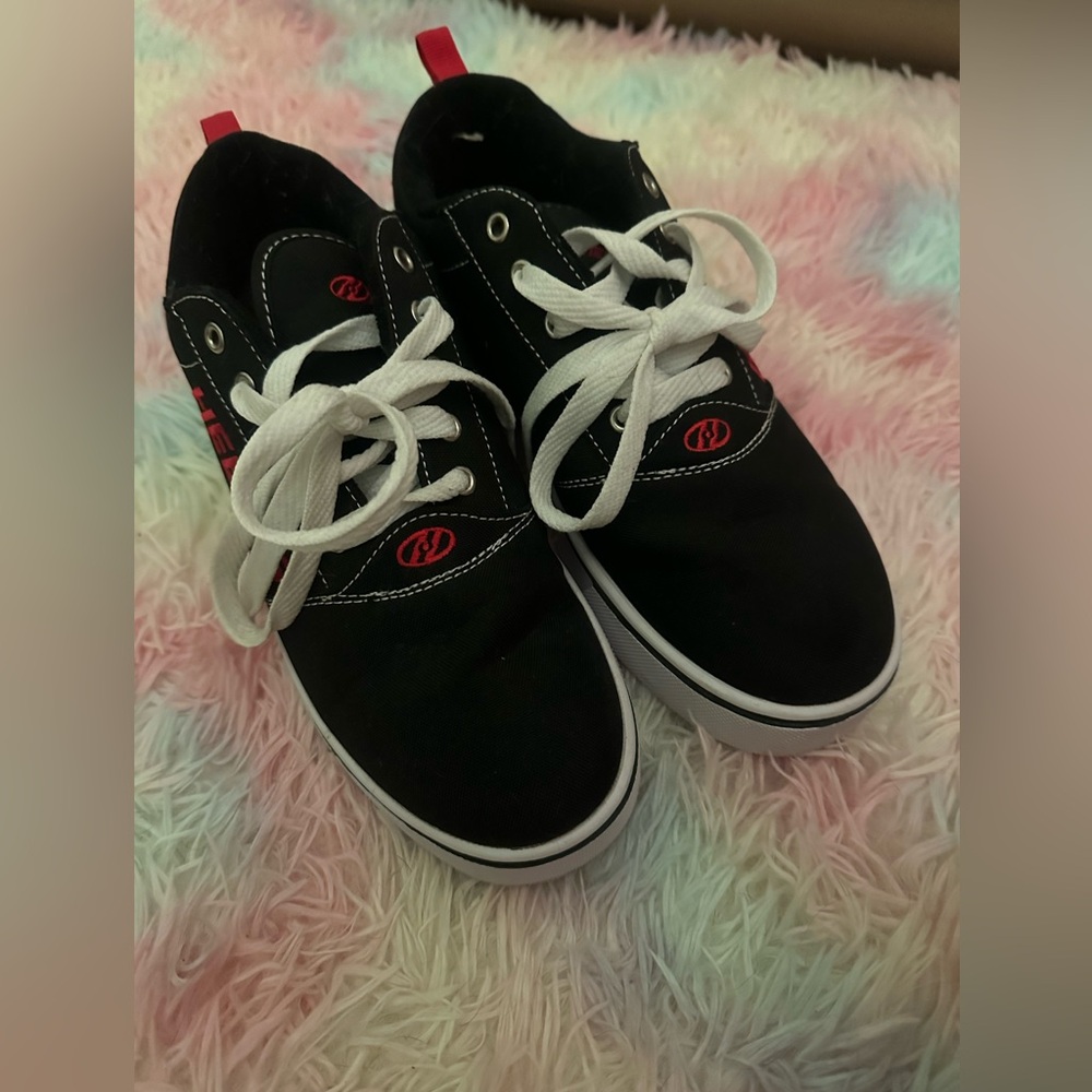 Womens Black Heelys size 8